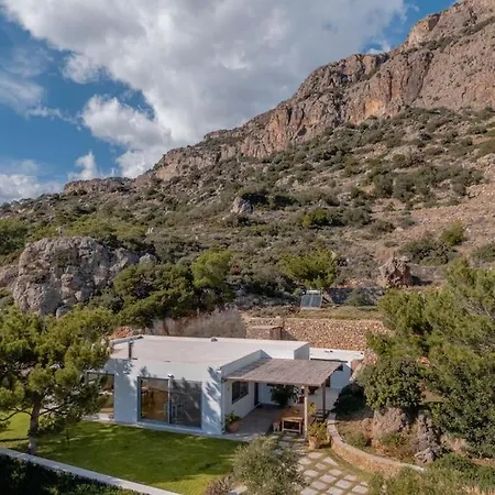 Casa Riza - Authentic Cretan Hospitality Villa